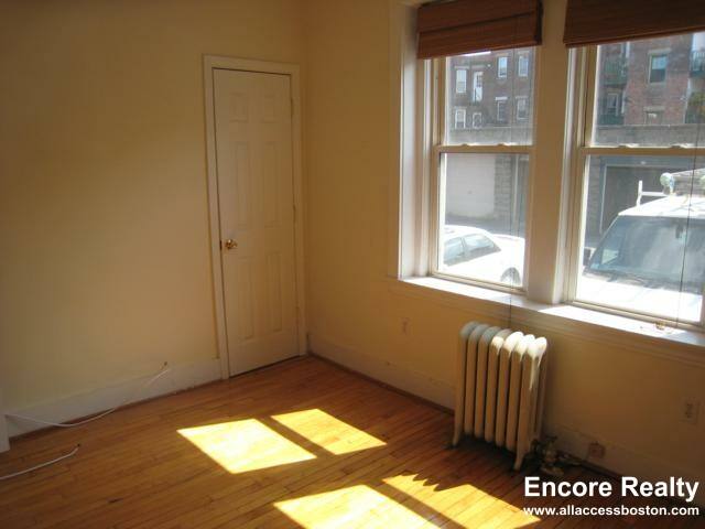 Apartment for rent at 62 Egmont St #6, Brookline, MA 02446