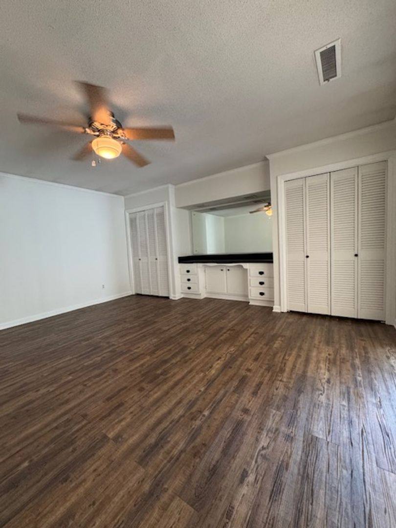 House for rent at 305 Glen Oak Dr, Goldsboro, NC 27534