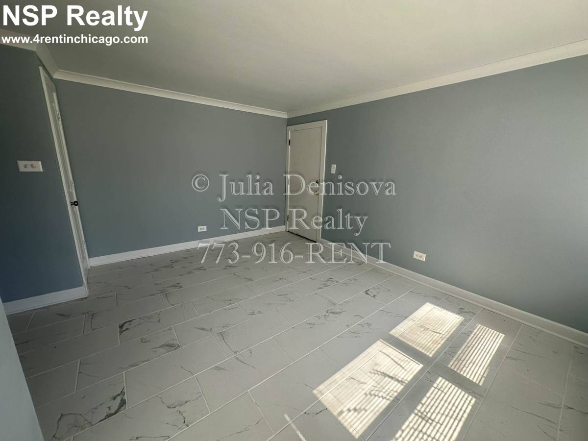 Apartment for rent at 6700 N California, Chicago, IL 60645