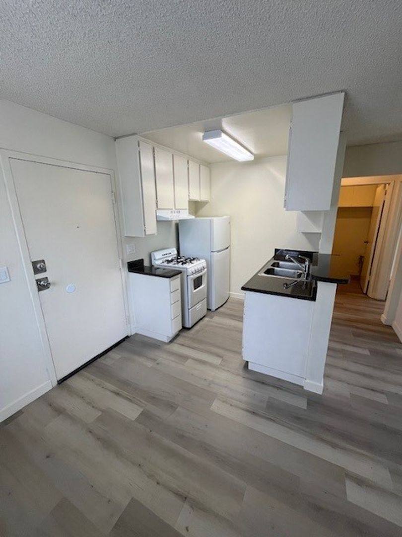 339 Vernon Ave, Venice, CA 90291 - Apartment for Rent - Image 5