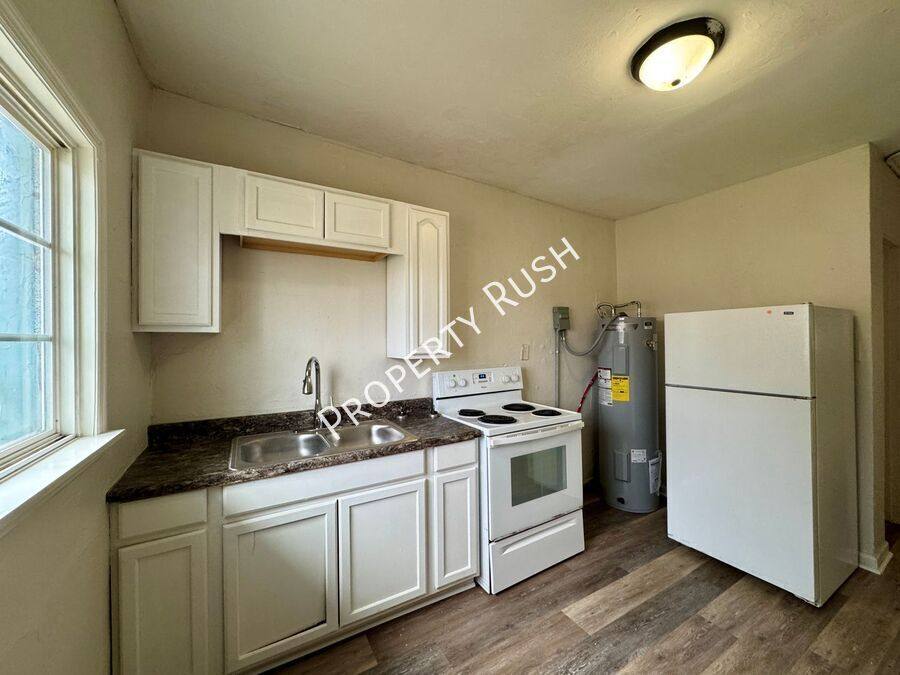 Apartment for rent at 3603 Dorris St, Chattanooga, TN 37410