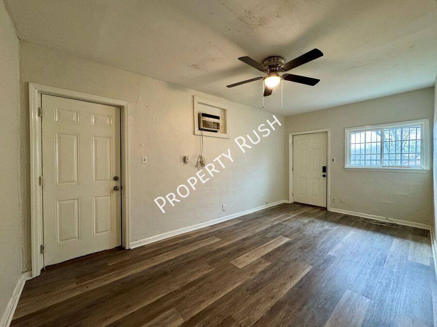 Apartment for rent at 3603 Dorris St, Chattanooga, TN 37410