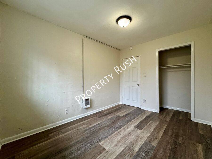 Apartment for rent at 3603 Dorris St, Chattanooga, TN 37410