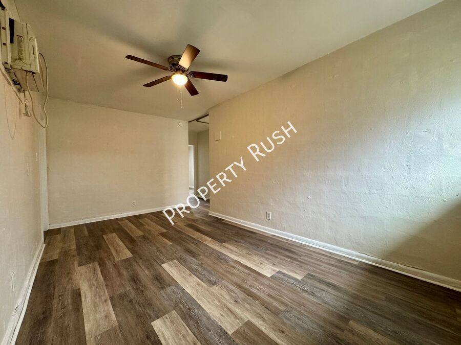 Apartment for rent at 3605 Dorris St, Chattanooga, TN 37410