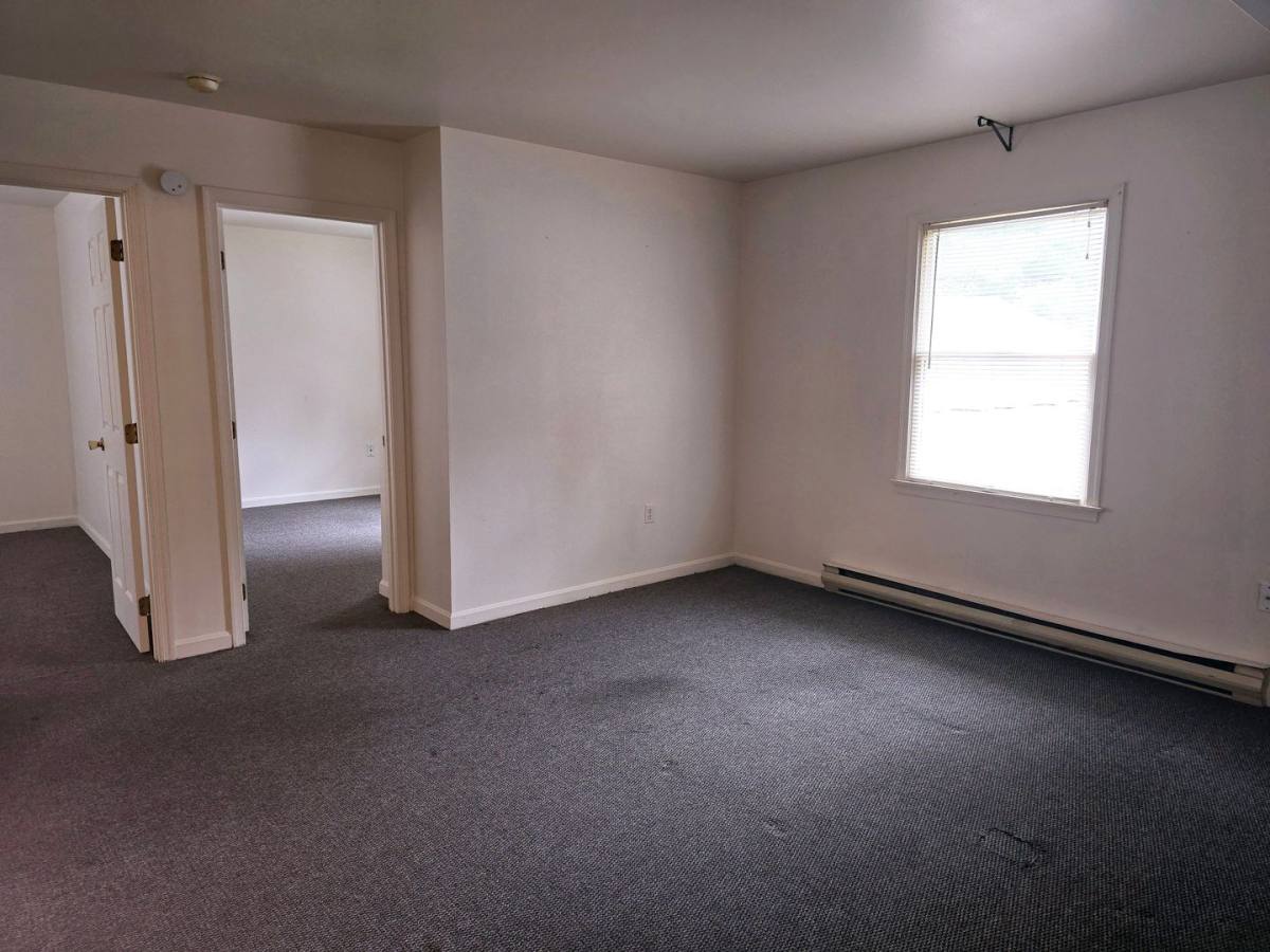 Apartment for rent at 6 5th St, Hanover, PA 17331