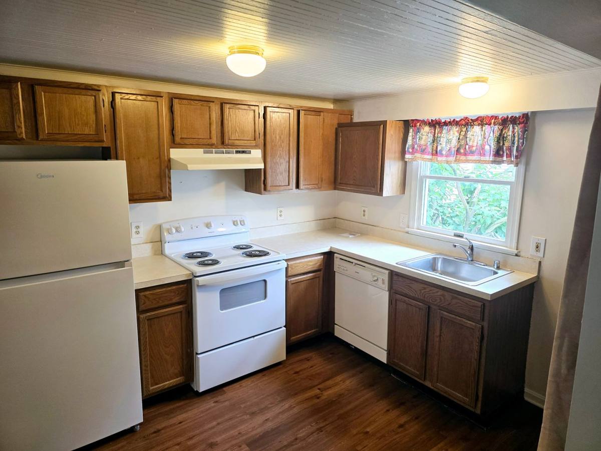 Apartment for rent at 6 5th St, Hanover, PA 17331