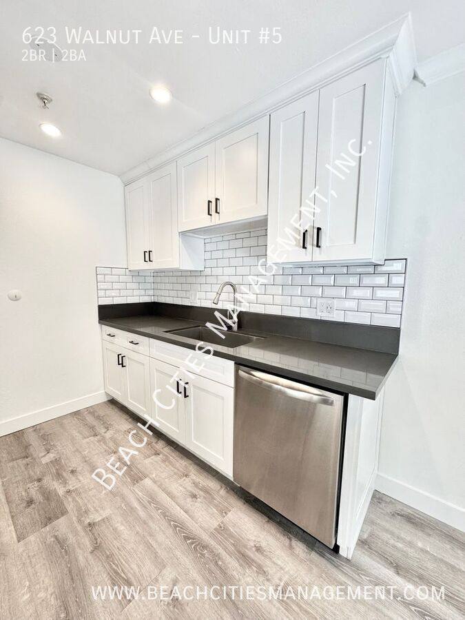 Condo for rent at 623 Walnut Ave #5, Long Beach, CA 90802