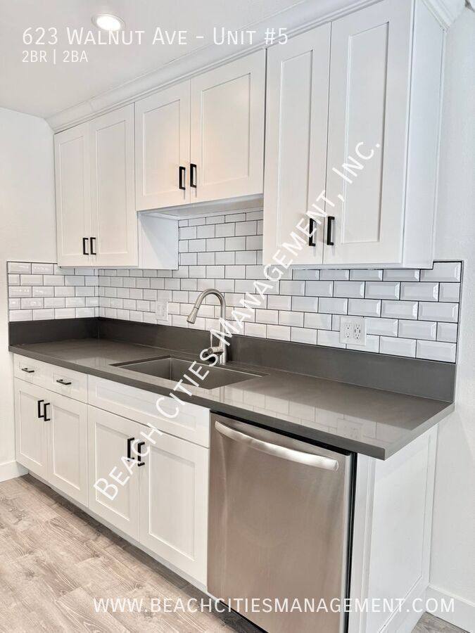 Condo for rent at 623 Walnut Ave #5, Long Beach, CA 90802