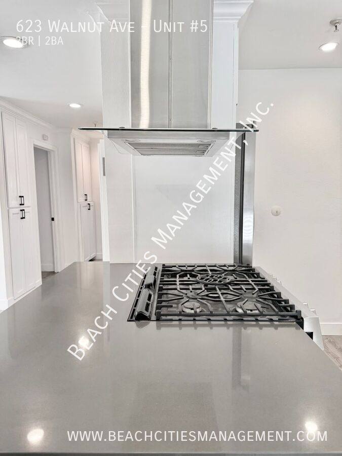 Condo for rent at 623 Walnut Ave #5, Long Beach, CA 90802