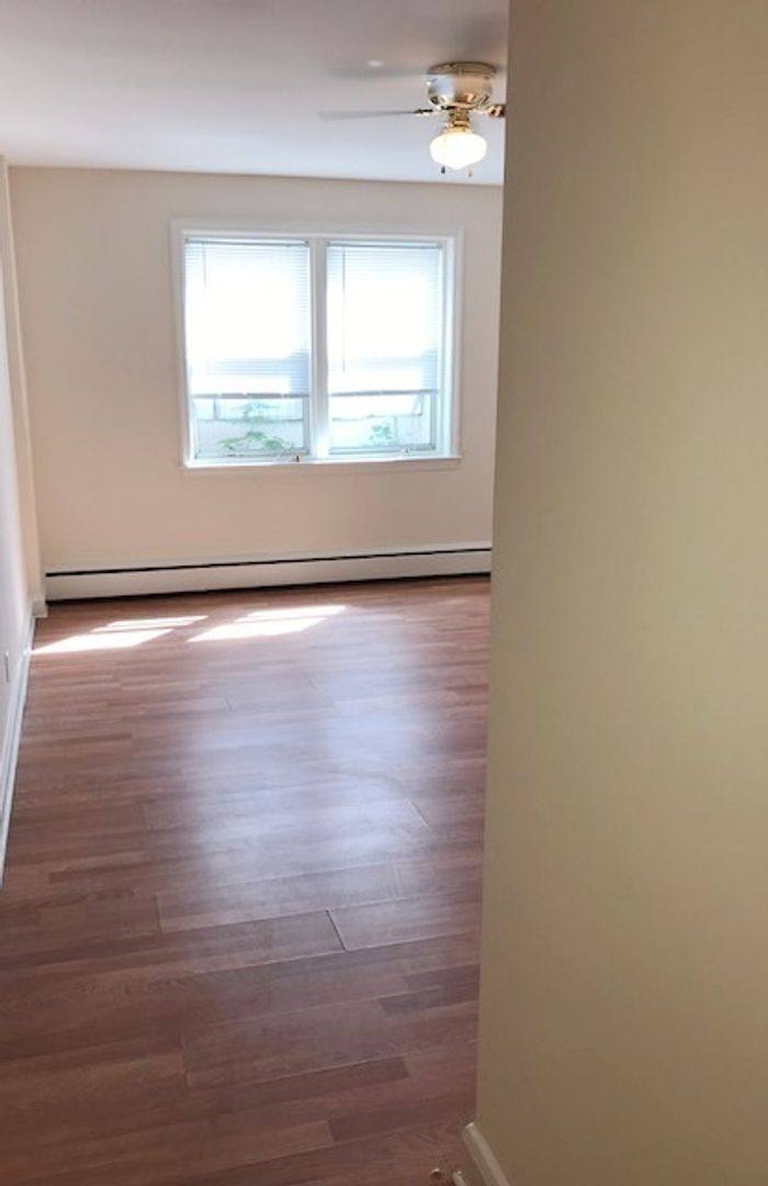 Apartment for rent at 505 W University Parkway, Baltimore, MD 21210