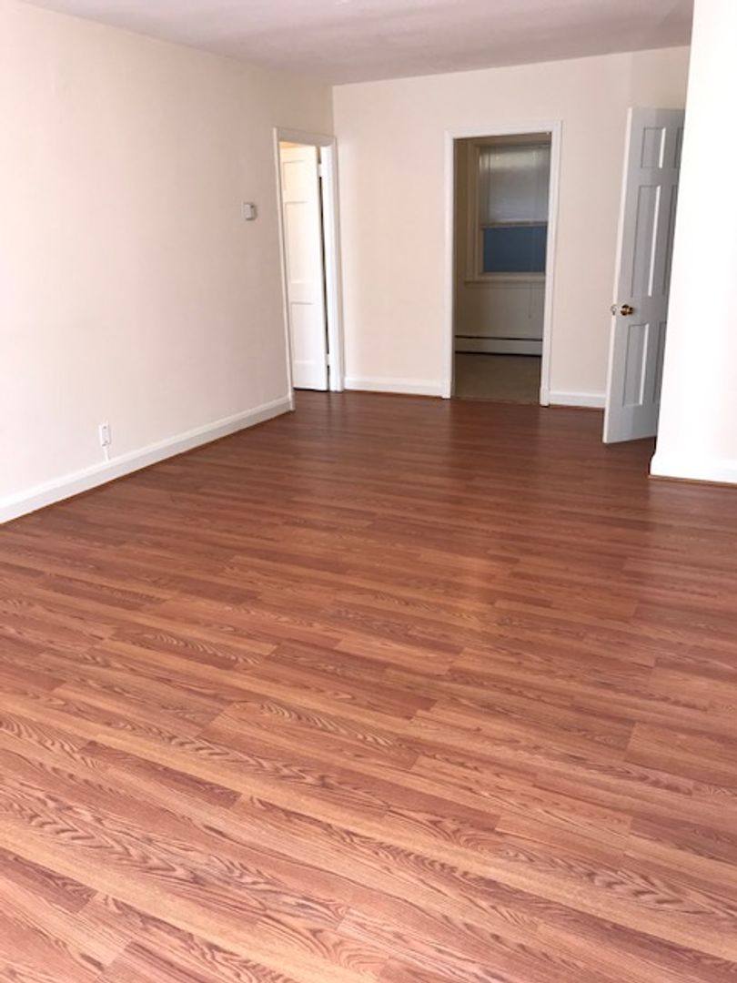 Apartment for rent at 505 W University Parkway, Baltimore, MD 21210