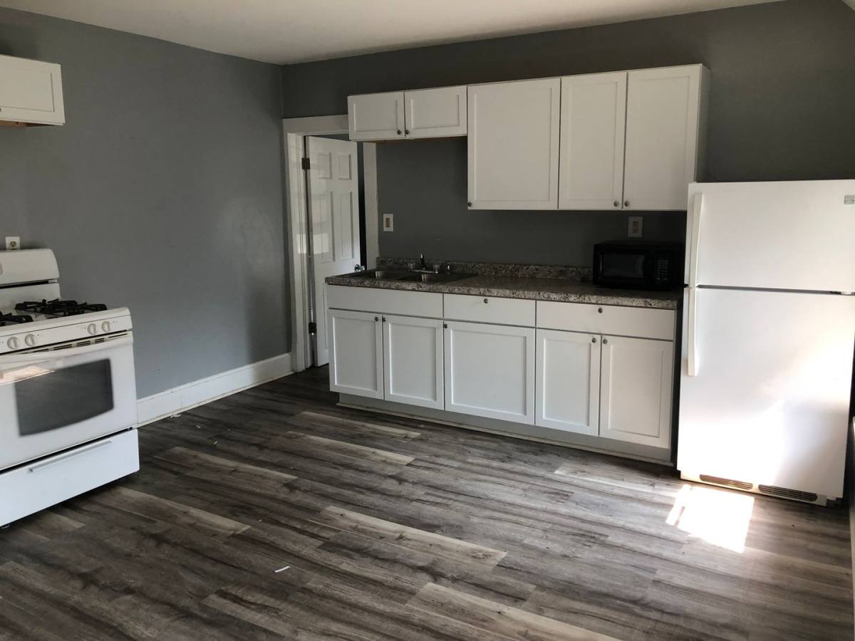 Apartment for rent at 930 42nd St, Kenosha, WI 53140