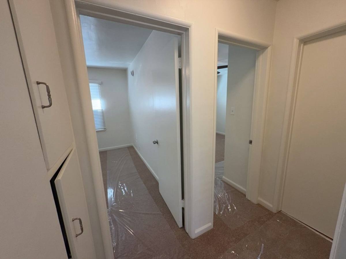 Apartment for rent at 7123-7129 Hazeltine Ave, Van Nuys, CA 91405
