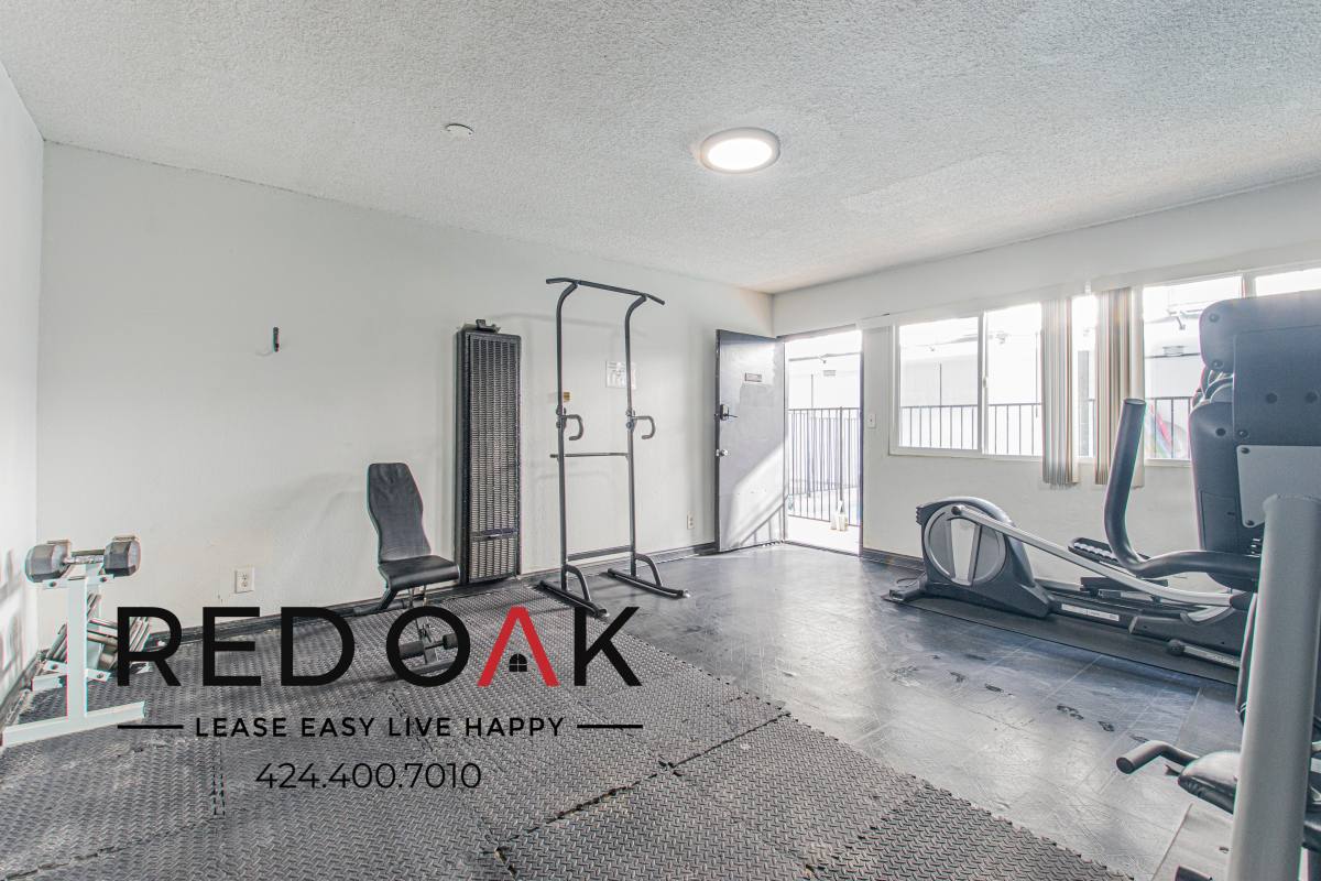 Apartment for rent at 5119 Fountain Ave #225, Los Angeles, CA 90029