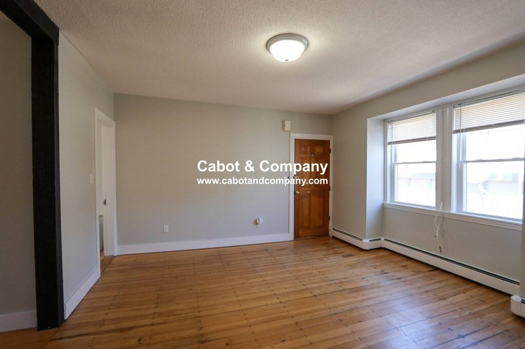 Apartment for rent at 20 Roberts St #5, Brookline, MA 02445