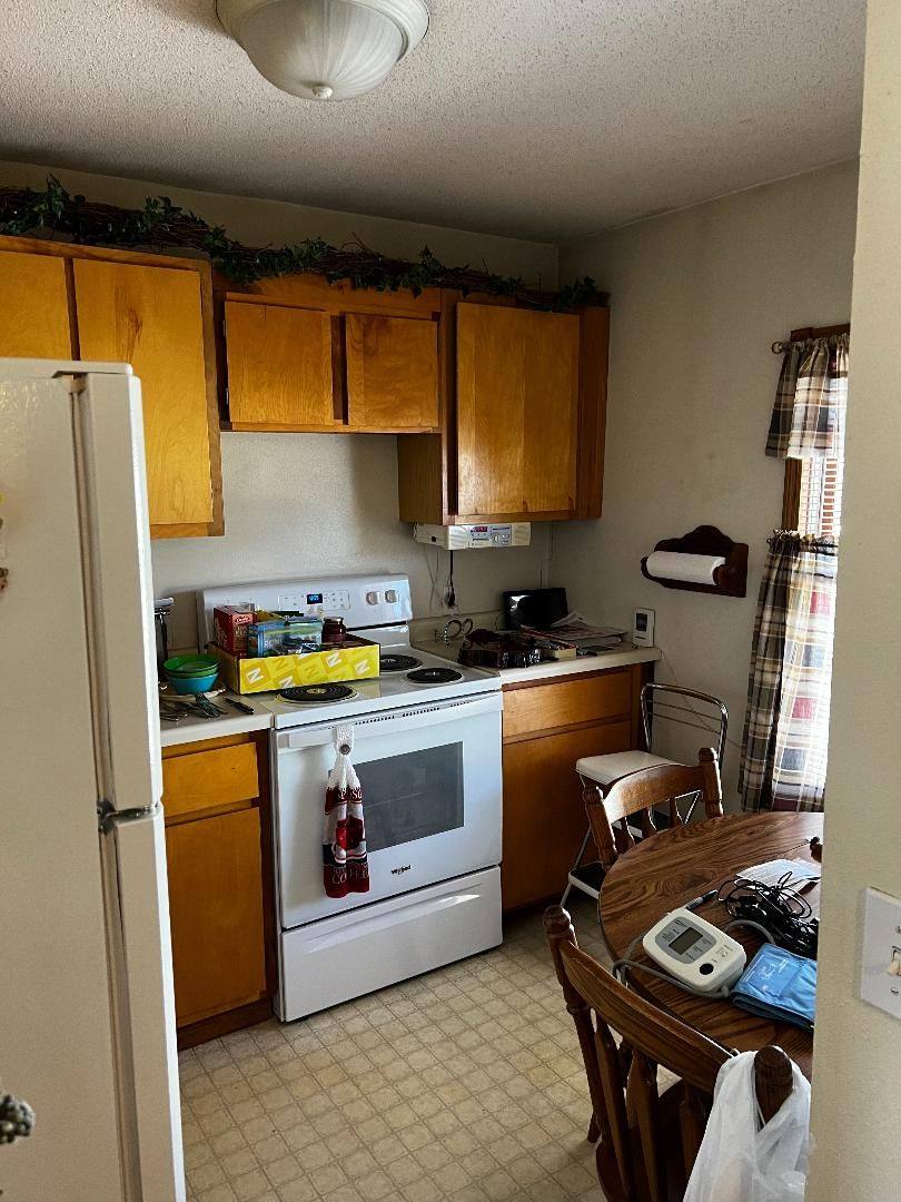 Apartment for rent at 1820 Loomis St, La Crosse, WI 54603