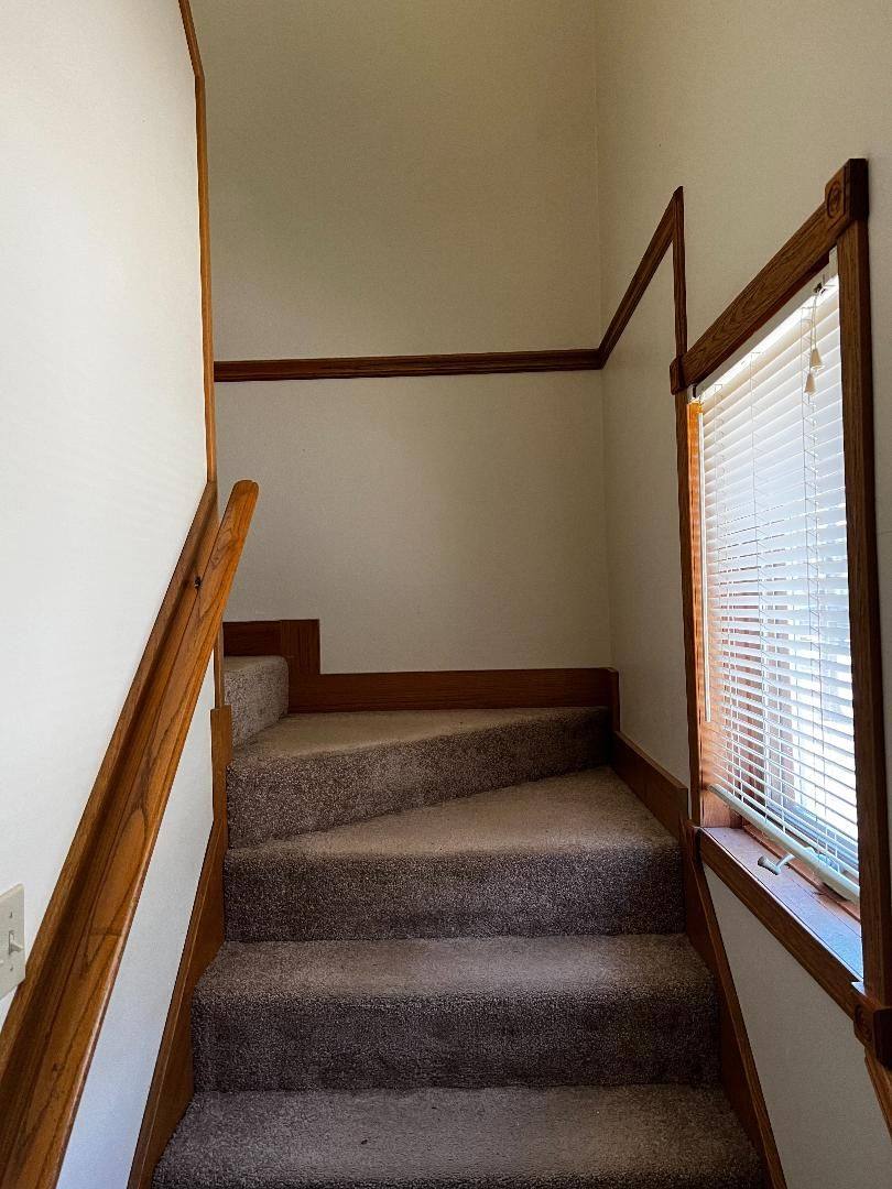 Apartment for rent at 1820 Loomis St, La Crosse, WI 54603