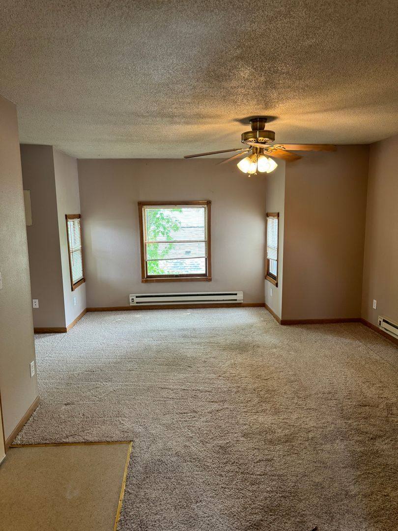 Apartment for rent at 1820 Loomis St, La Crosse, WI 54603
