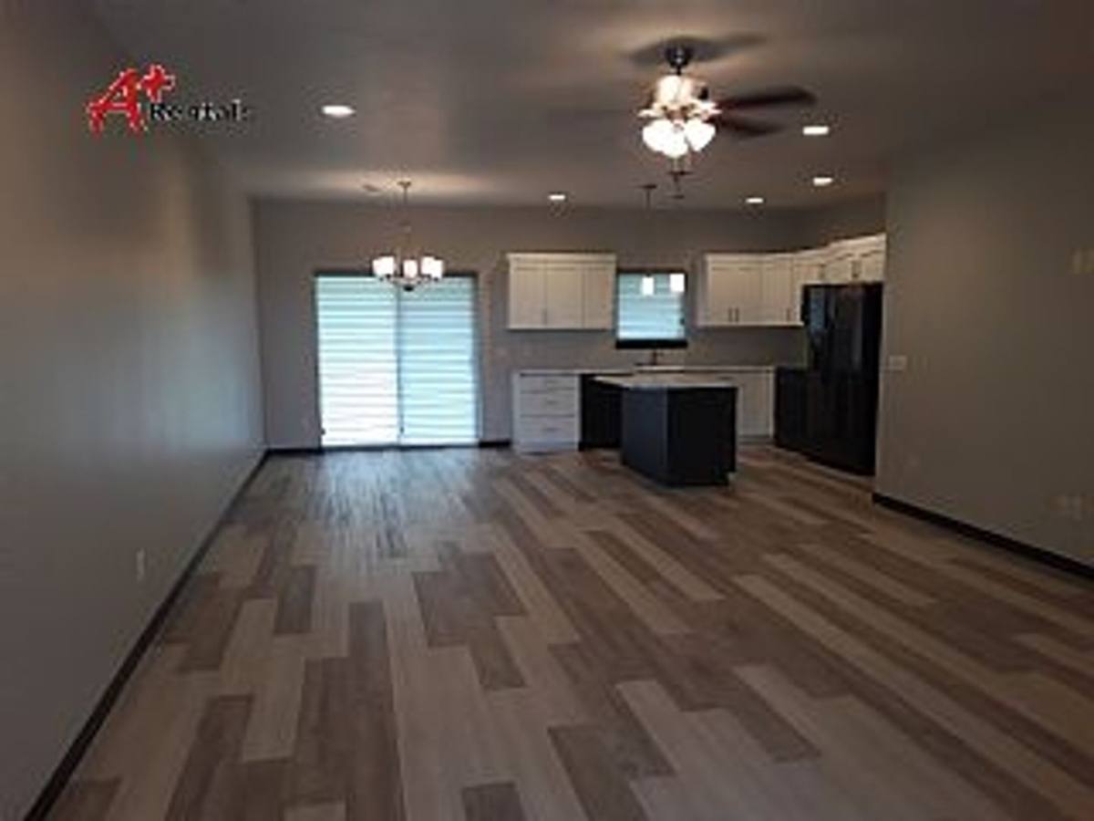 House for rent at 4513 S Dubuque Ave, Sioux Falls, SD 57110
