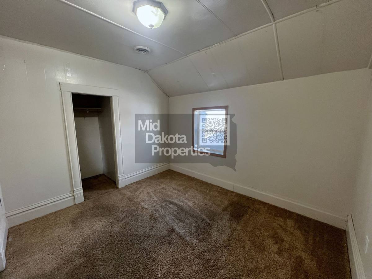 Apartment for rent at 821 E 7th, Mitchell, SD 57301