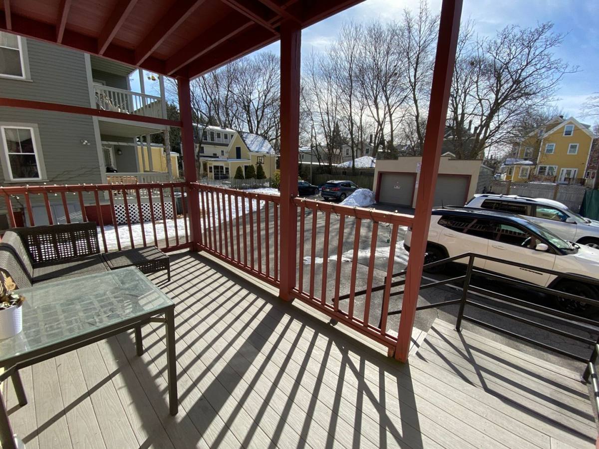 Apartment for rent at 172 Elm St #1A, Cambridge, MA 02140