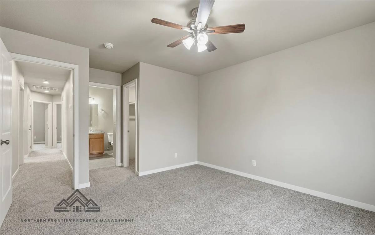 Apartment for rent at 218 E Whitman Dr, College Place, WA 99324
