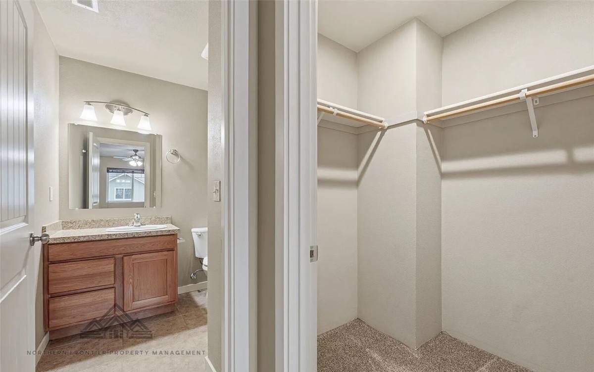 Apartment for rent at 218 E Whitman Dr, College Place, WA 99324