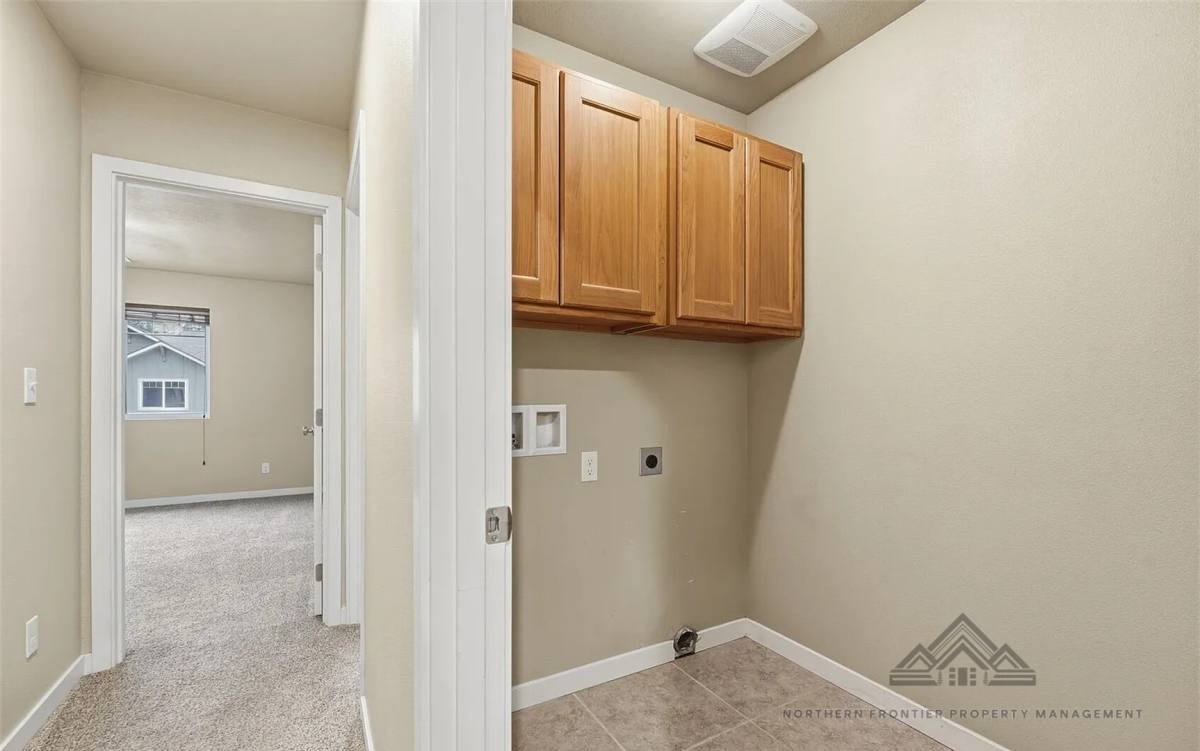 Apartment for rent at 218 E Whitman Dr, College Place, WA 99324