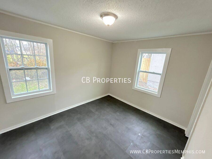 House for rent at 2971 Forest Ave, Memphis, TN 38112