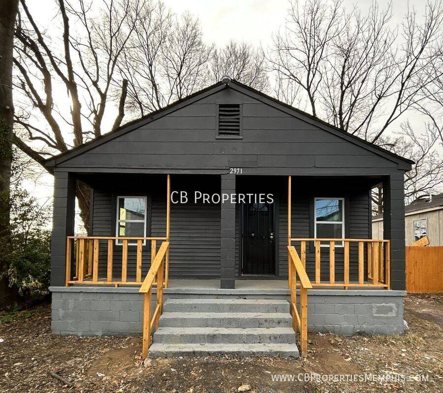 House for rent at 2971 Forest Ave, Memphis, TN 38112
