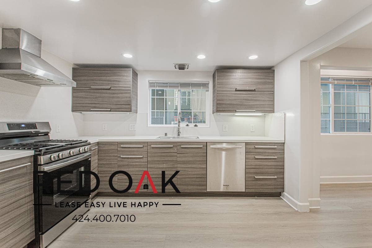 Condo for rent at 317 S Hamel Rd #C, Los Angeles, CA 90048