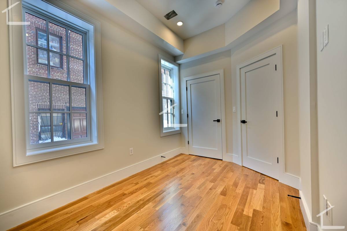 Apartment for rent at 18 Winchester St #1, Boston, MA 02116