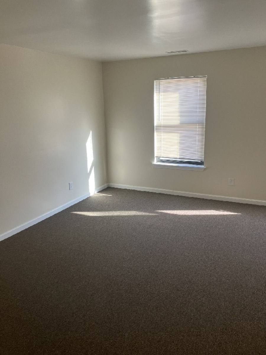 Townhouse for rent at 2002 E Obear Ave, Saint Louis, MO 63107