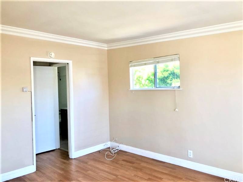 Apartment for rent at 3119 Foothill Blvd #4, La Crescenta, CA 91214