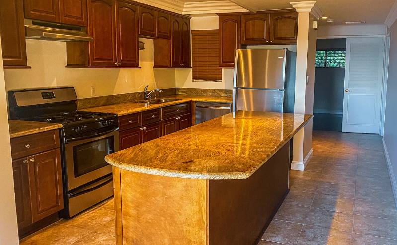 Apartment for rent at 3119 Foothill Blvd #4, La Crescenta, CA 91214