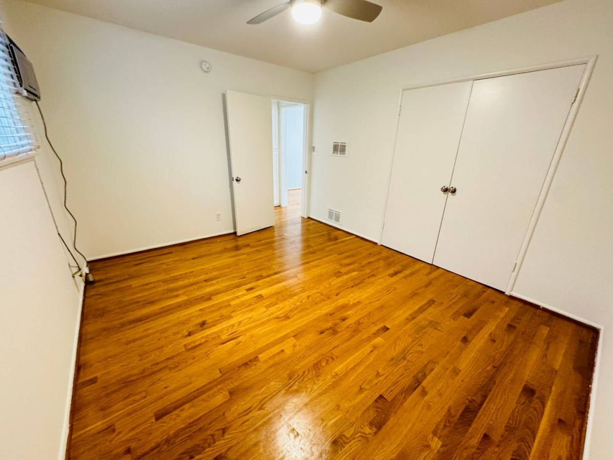 Apartment for rent at 817 N Las Palmas Ave, Los Angeles, CA 90038