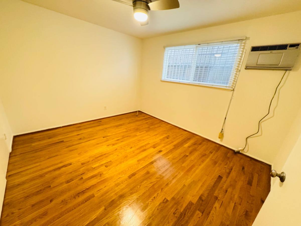 Apartment for rent at 817 N Las Palmas Ave, Los Angeles, CA 90038