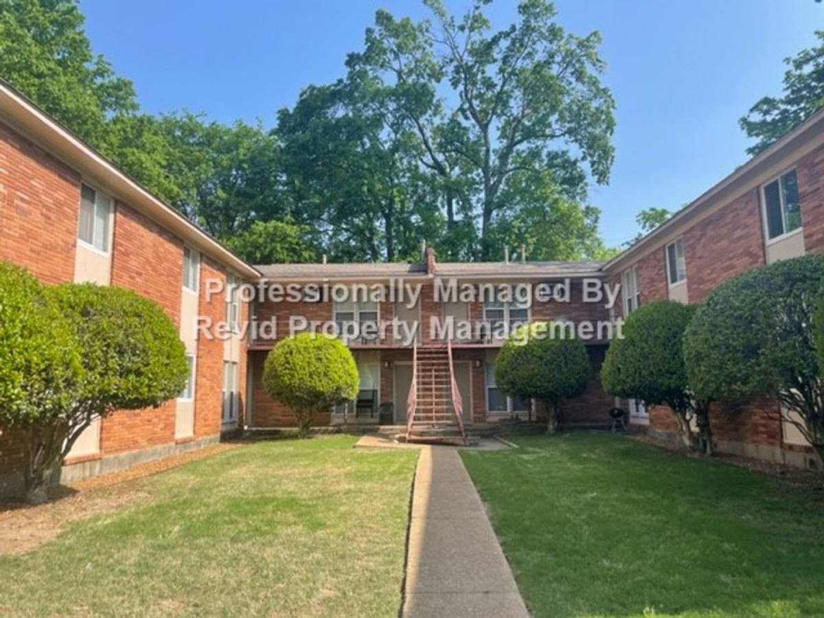 Apartment for rent at 1280 Harbert, Memphis, TN 38104