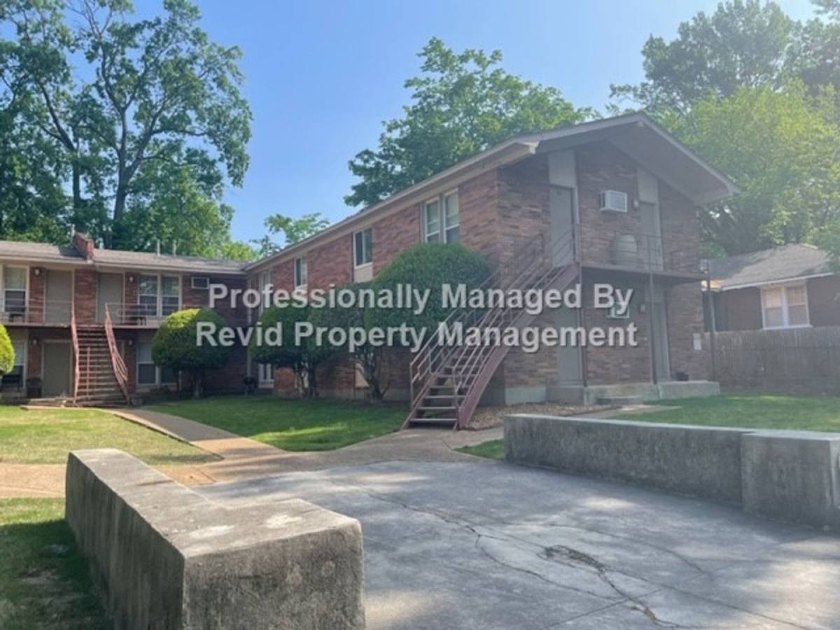Apartment for rent at 1280 Harbert, Memphis, TN 38104