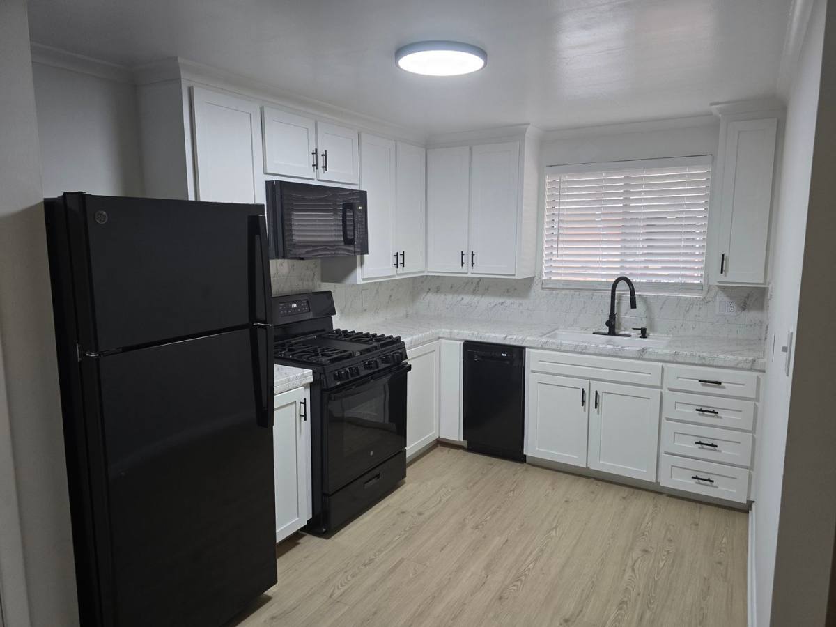 Apartment for rent at 1401-1403 S Frisco Ave, Tulsa, OK 74119