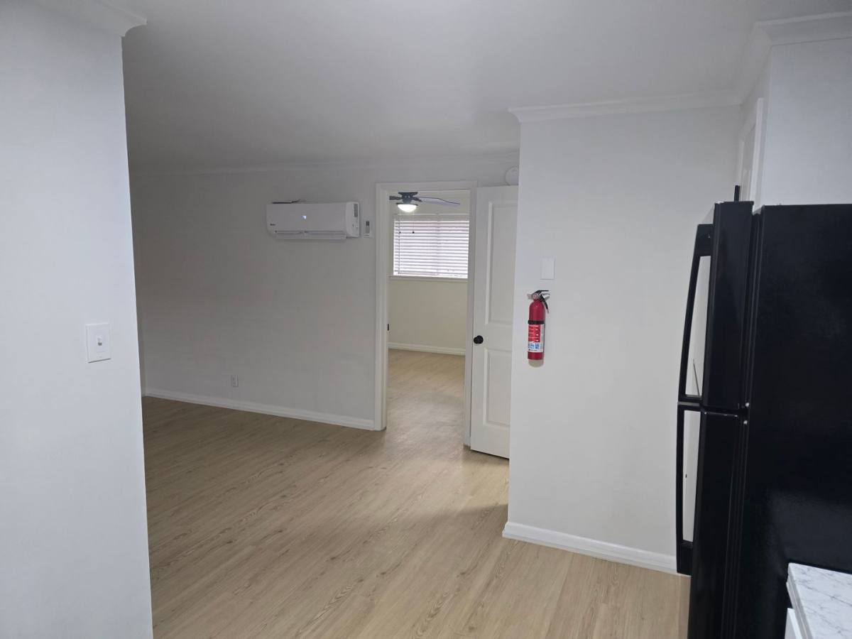 Apartment for rent at 1401-1403 S Frisco Ave, Tulsa, OK 74119