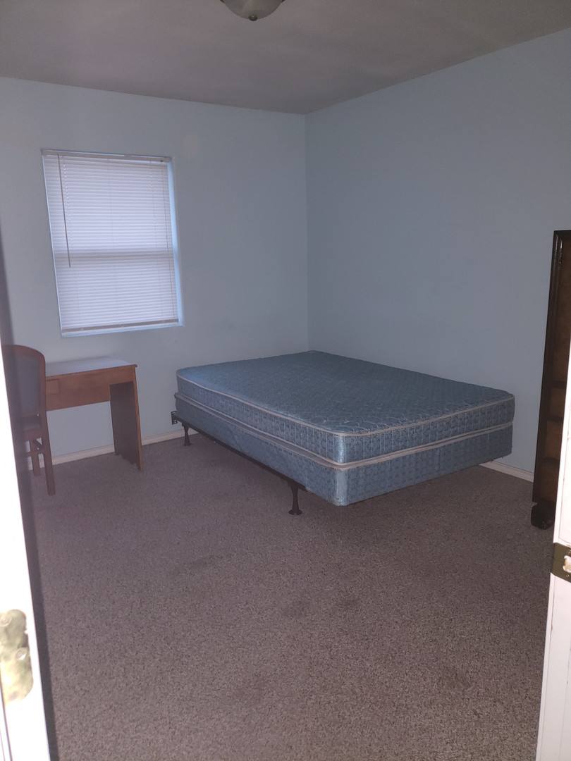 Apartment for rent at 113 E Magnolia St, Keene, TX 76059