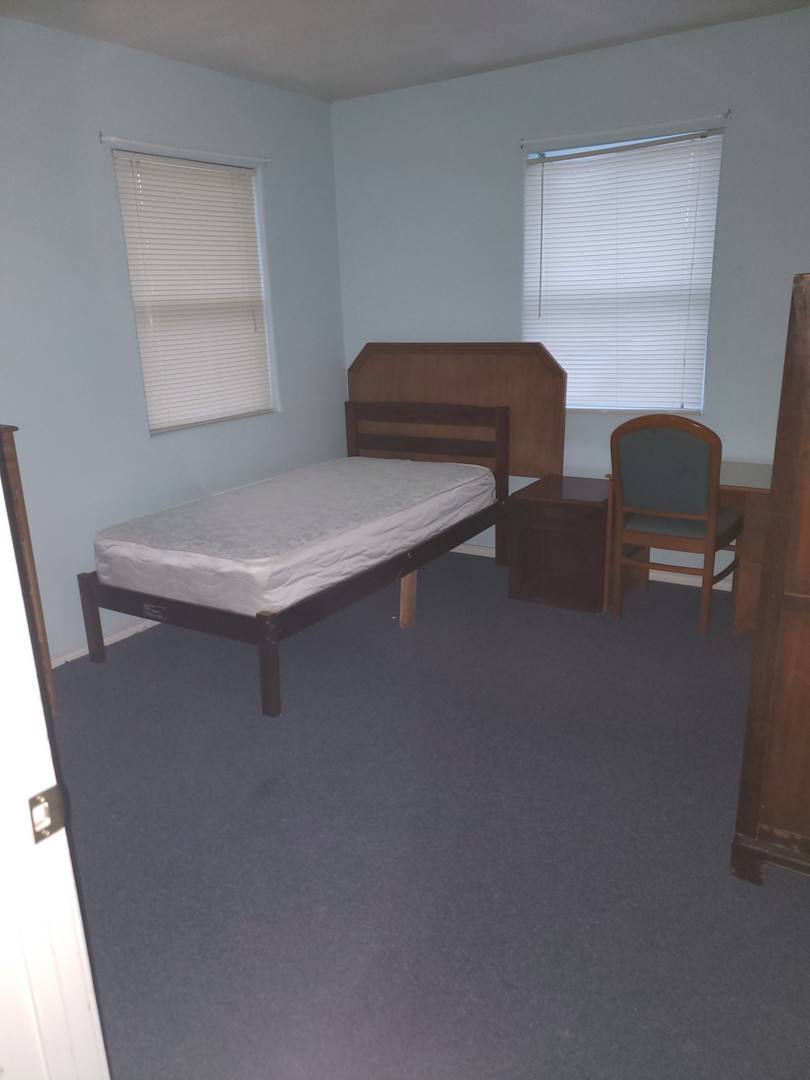 Apartment for rent at 113 E Magnolia St, Keene, TX 76059