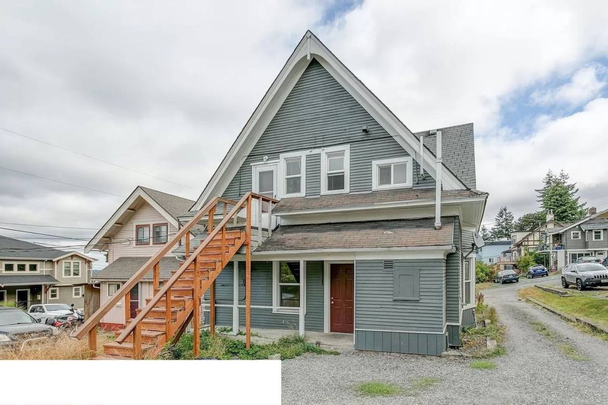 House for rent at 312 Pine St, Bellingham, WA 98225