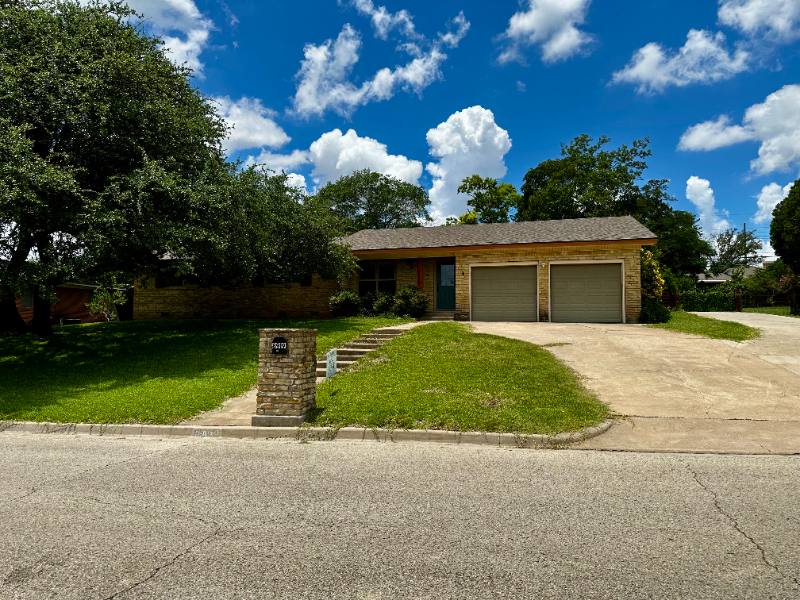 House for rent at 8919 Whippoorwill, Woodway, TX 76712
