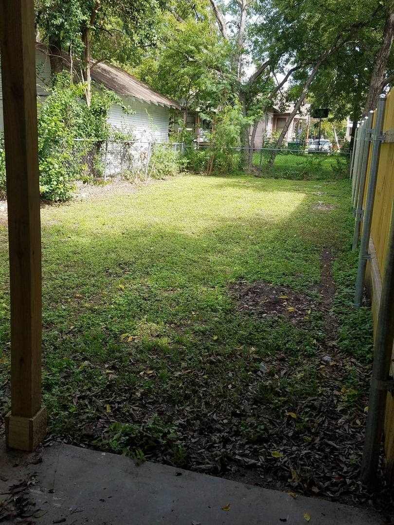 Apartment for rent at 826 Erie Ave, San Antonio, TX 78212