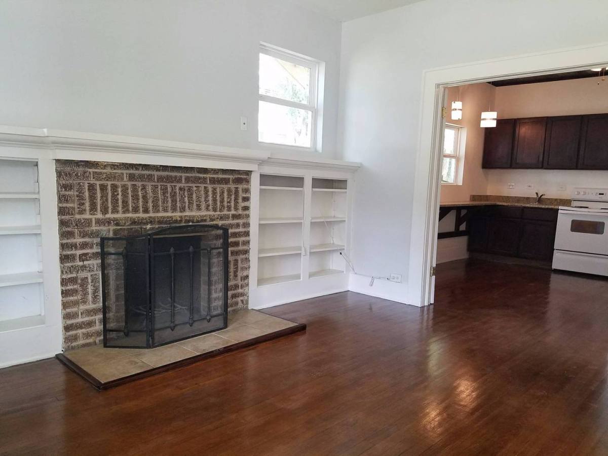 Apartment for rent at 826 Erie Ave, San Antonio, TX 78212