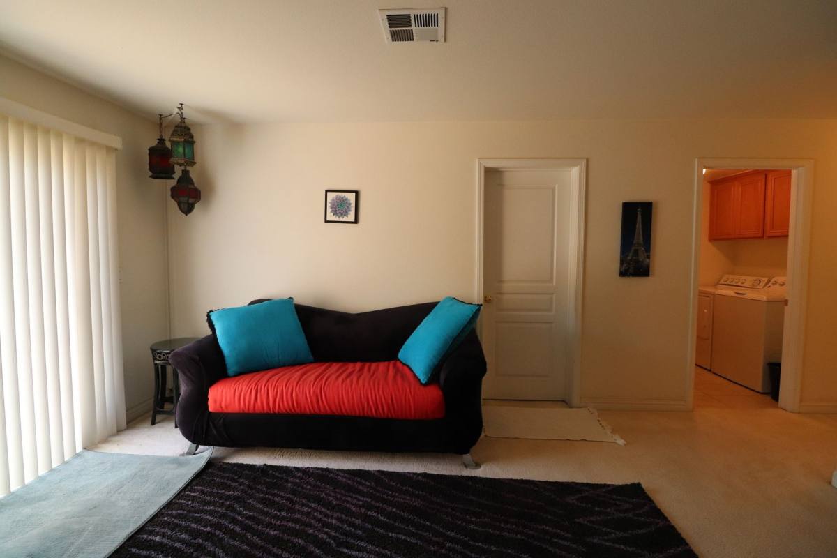 House for rent at 926 Louisa Terrace #ROOM, Santa Maria, CA 93455