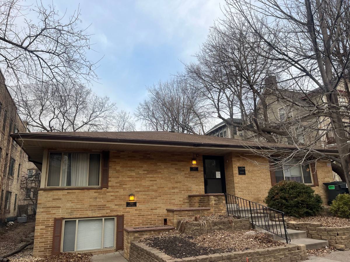 Apartment for rent at 1924 Emerson Ave S, Minneapolis, MN 55403