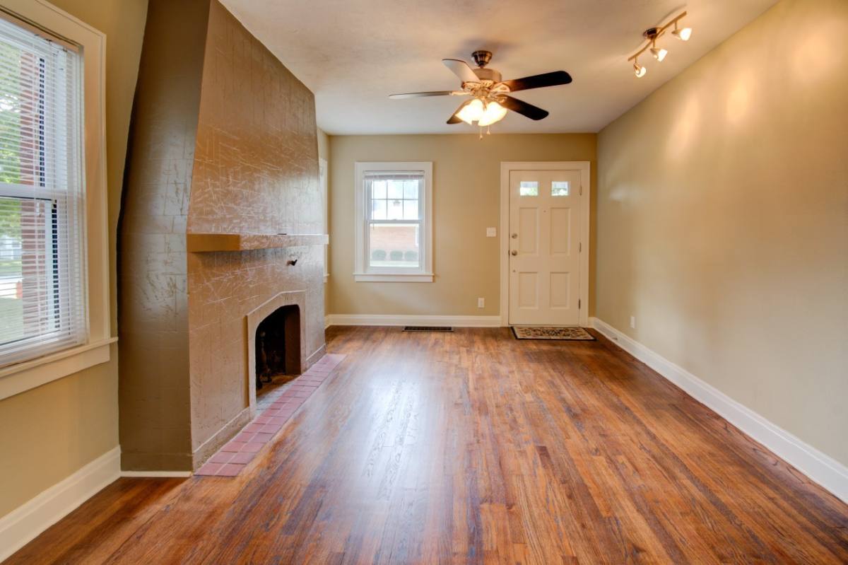 House for rent at 3223 18th Ave, Moline, IL 61265